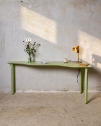 Lanscape-desk-2